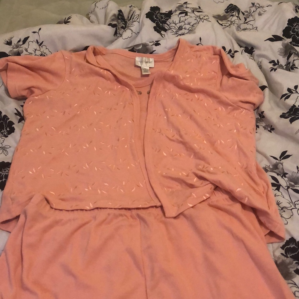Two-piece skirt set
